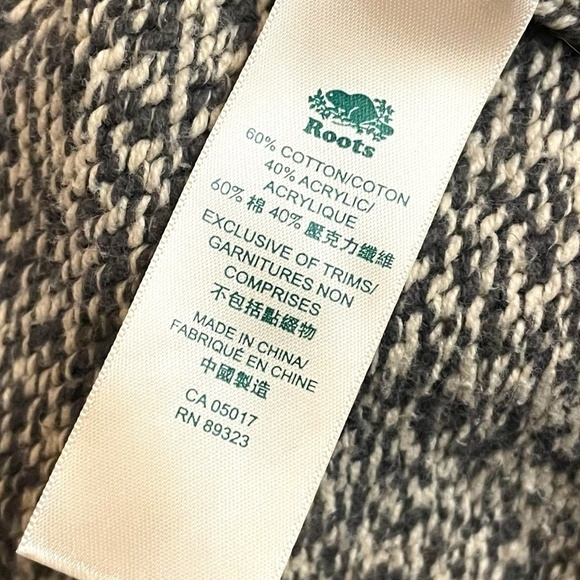 NWOT Roots Tunic Length Cabin Sweater Cardigan 🤍 - Picture 10 of 14
